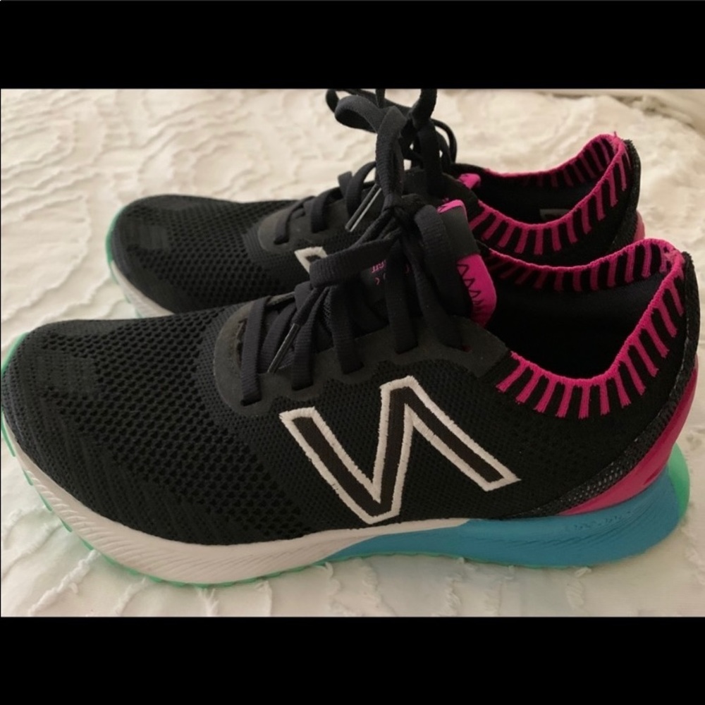 ❌SOLD❌🚫NOT FOR SALE ANYMORE🚫🖤New Balance💙💗🖤